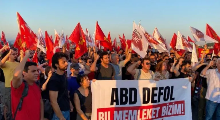 TKP'den ABD savaş gemisine karşı protesto