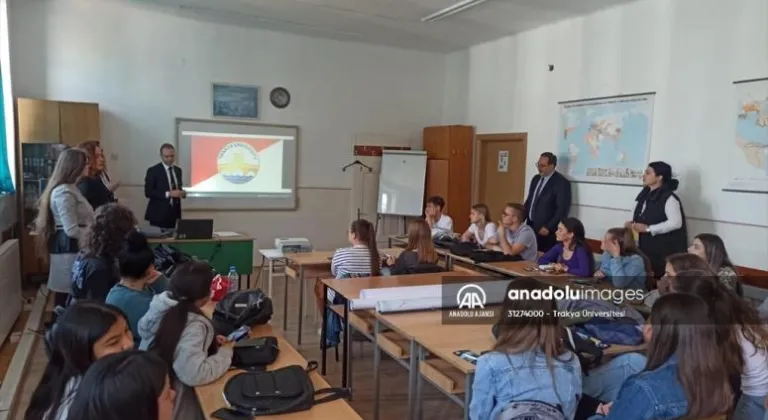 Trakya Üniversitesi Kuzey Makedonya'da aday öğrencilere tanıtıldı