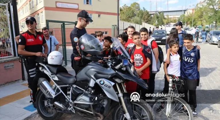 Trakya'da polis okul çevresindeki büfeleri denetledi