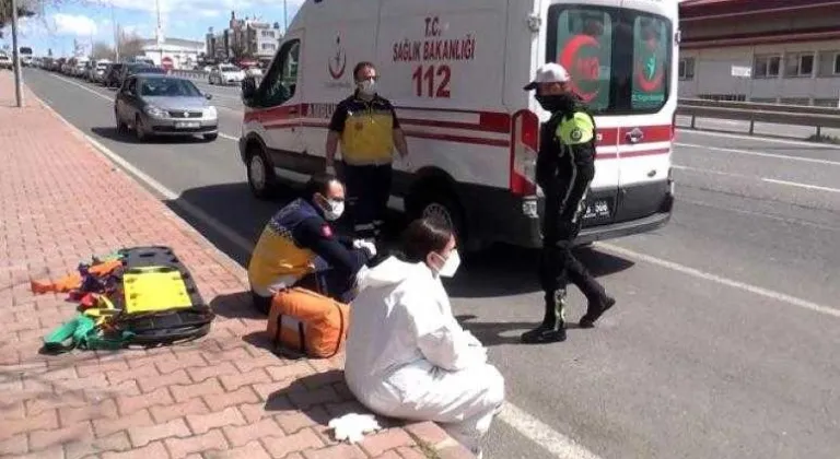 VAKAYA GİDEN AMBULANS KAZA YAPTI: 1 YARALI 