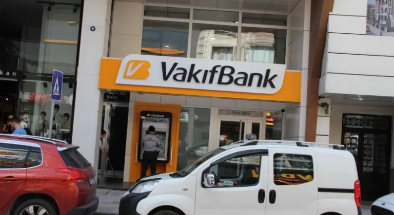 VakıfBank’ın  Şubesi Saray’da Hizmete Girdi