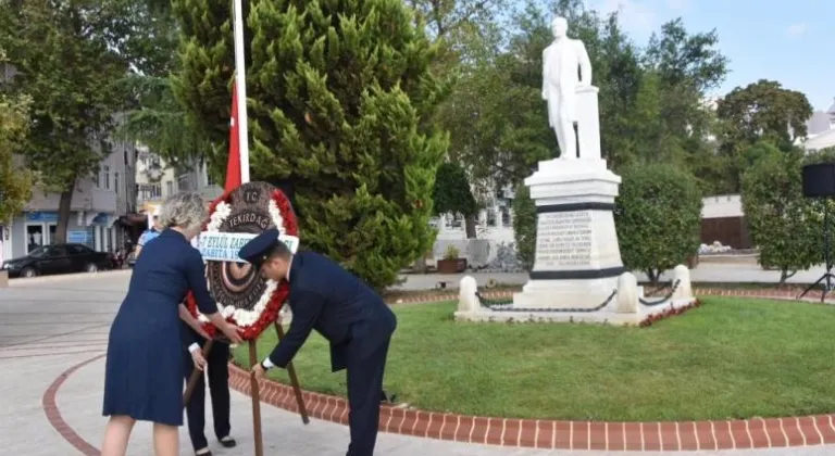 ZABITA HAFTASI DOLAYISIYLA ÇELENK SUNMA TÖRENİ DÜZENLENDİ